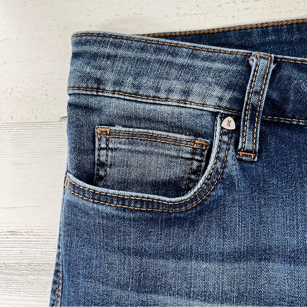 Kut from the Kloth Women’s Baby Bootcut Blue Denim Jeans Size 33X32 12S - Picture 4 of 8